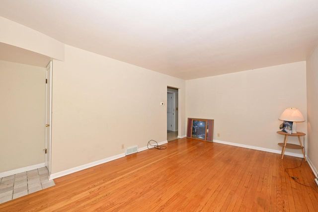 4672 N 69th STREET, Milwaukee, WI 53218