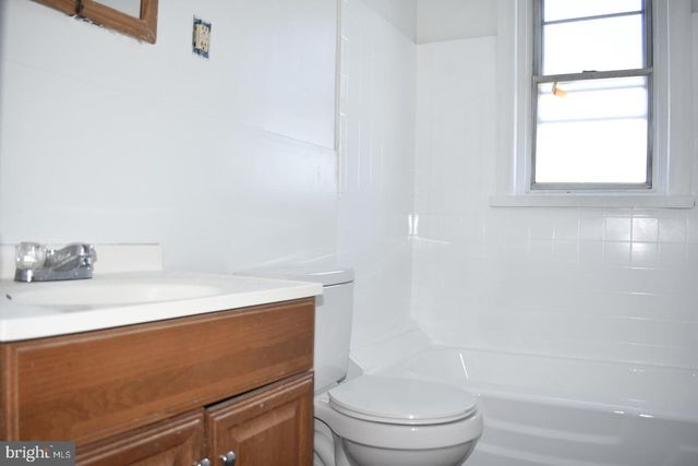 10 S 62ND ST, Philadelphia, PA 19139
