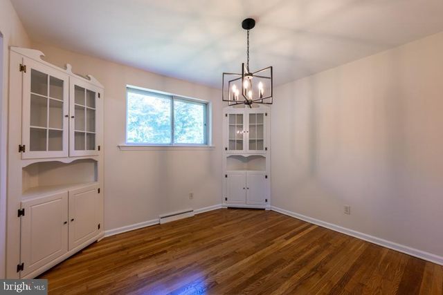 24 WAKEFIELD DR, Newark, DE 19711