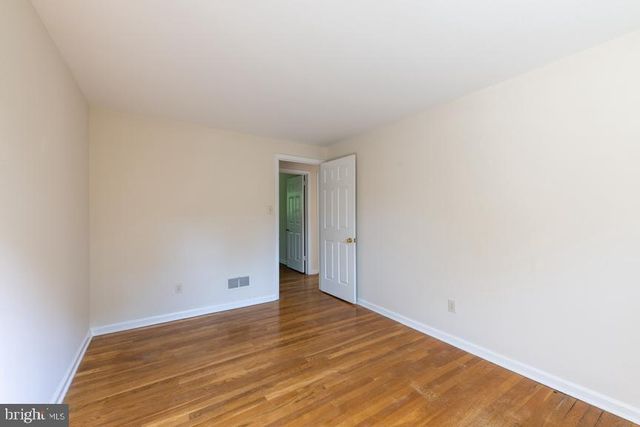 24 WAKEFIELD DR, Newark, DE 19711