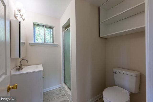 24 WAKEFIELD DR, Newark, DE 19711