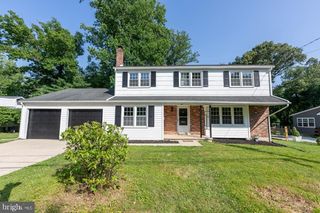 24 WAKEFIELD DR, Newark, DE 19711