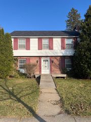 615 N Michigan Avenue, Howell Twp, MI 48843