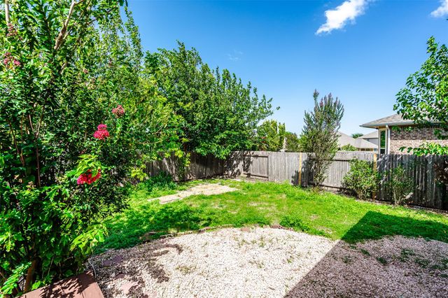 3304 Mendips LN, Pflugerville, TX 78660