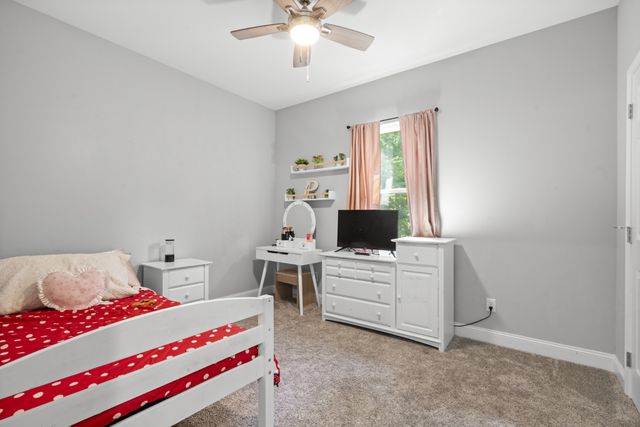 1505 E Piney Rd, Dickson, TN 37055