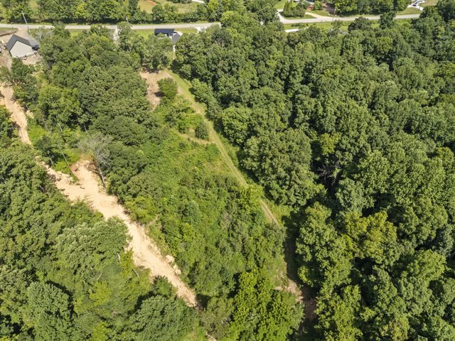 1505 E Piney Rd, Dickson, TN 37055