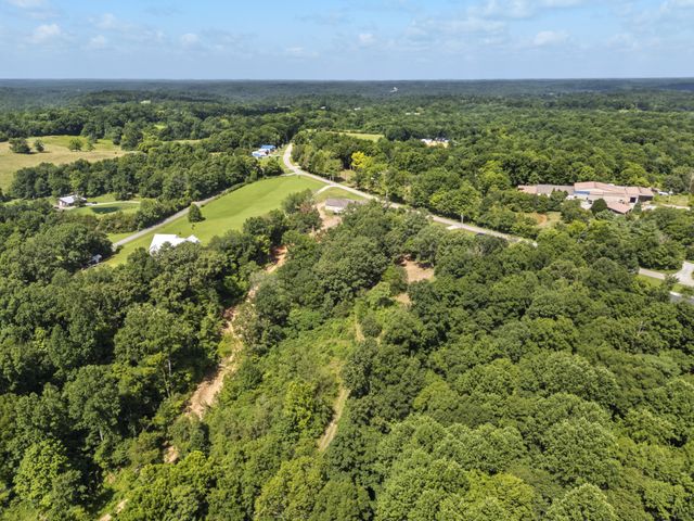 1505 E Piney Rd, Dickson, TN 37055