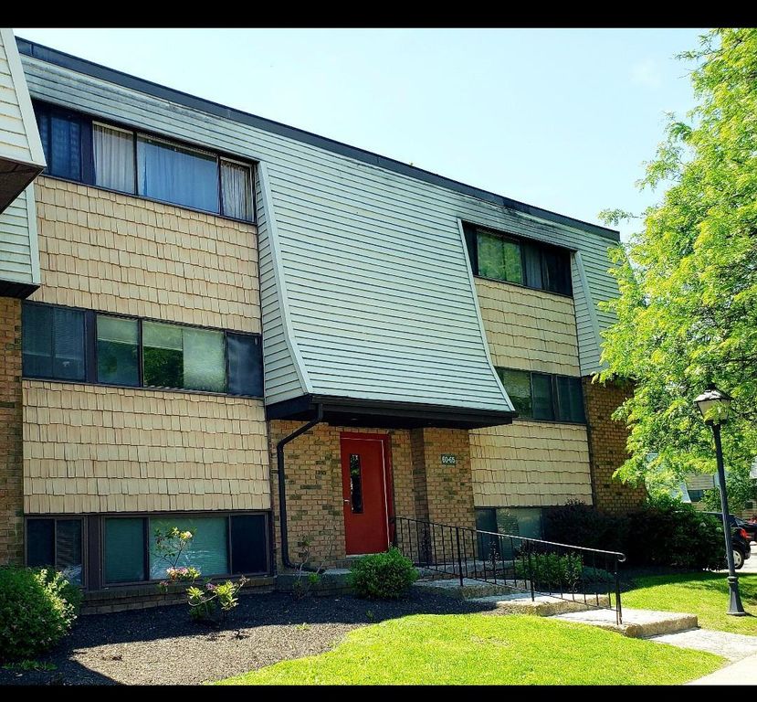 20 Pierces Road 61, Newburgh, NY 12550