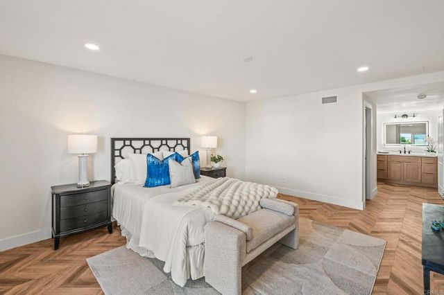 90 Montego Court, Coronado, CA 92118