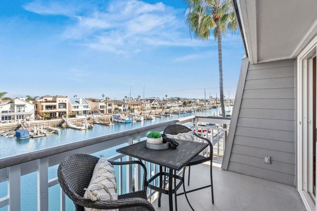 90 Montego Court, Coronado, CA 92118