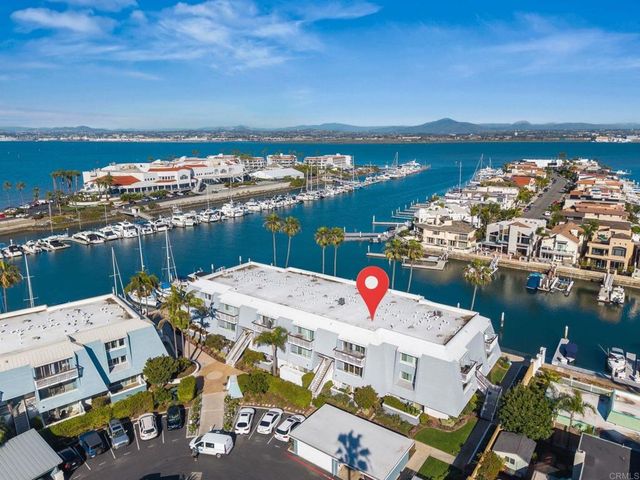 90 Montego Court, Coronado, CA 92118
