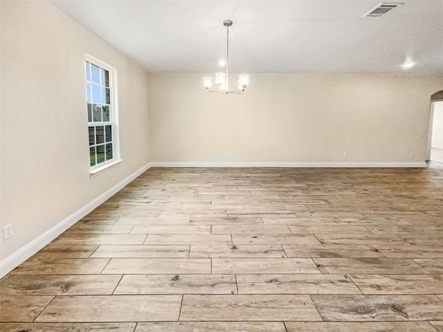 5565 Justine Place, Fort Worth, TX 76126