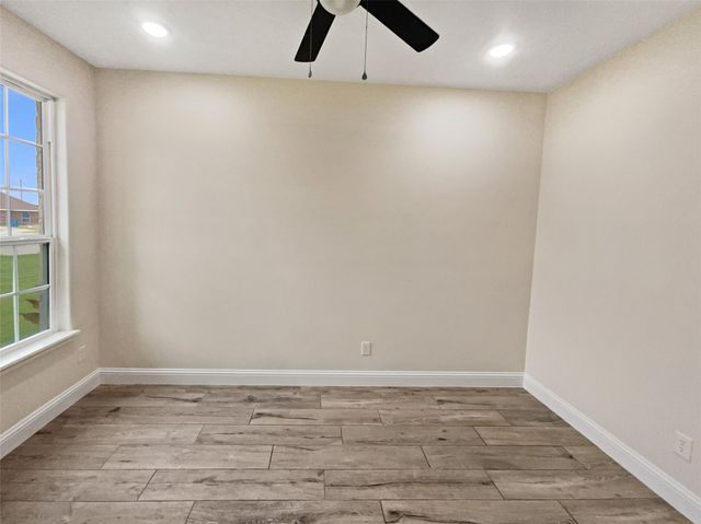 5565 Justine Place, Fort Worth, TX 76126