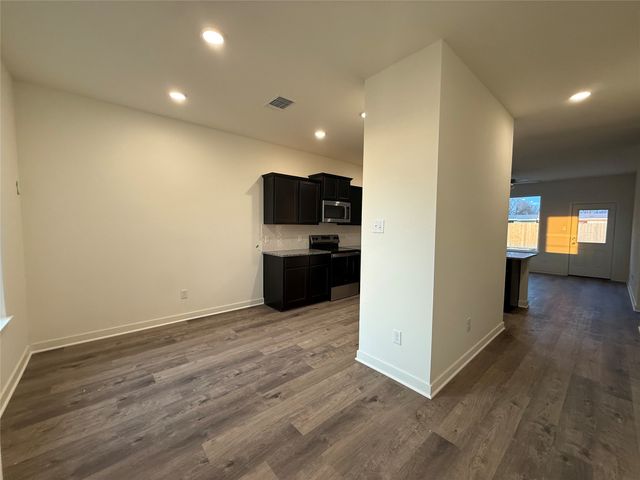 117 Adaline Bend, Mcgregor, TX 76657