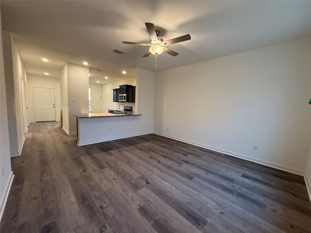 117 Adaline Bend, Mcgregor, TX 76657