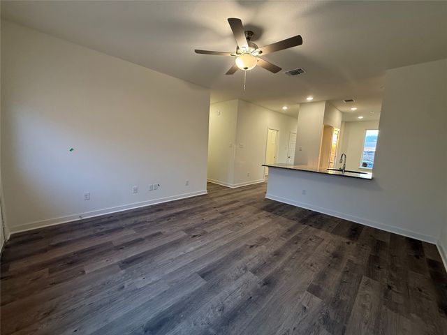 117 Adaline Bend, Mcgregor, TX 76657