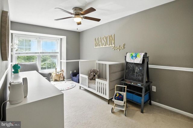 102 ROSEMAN CT, Newark, DE 19711