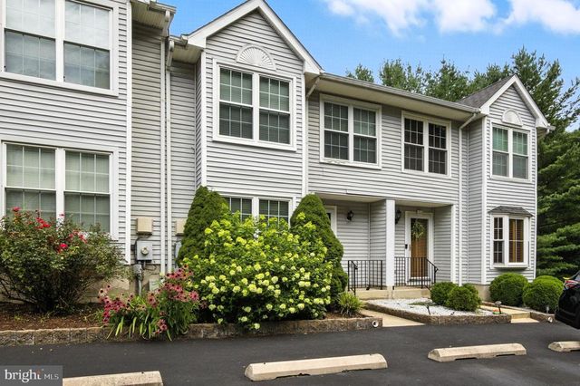 102 ROSEMAN CT, Newark, DE 19711