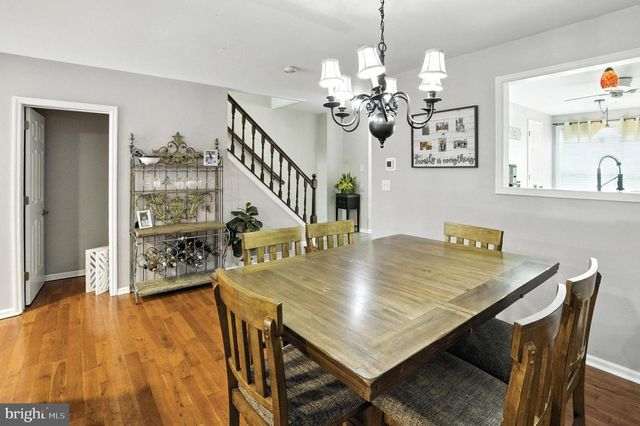 102 ROSEMAN CT, Newark, DE 19711