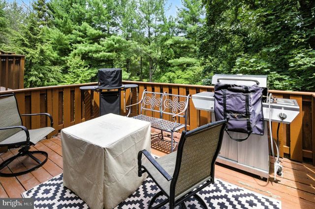 102 ROSEMAN CT, Newark, DE 19711