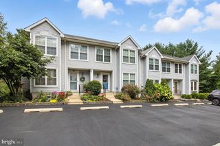 102 ROSEMAN CT, Newark, DE 19711