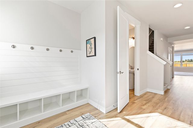 1698 SW 344th Place, Federal Way, WA 98023