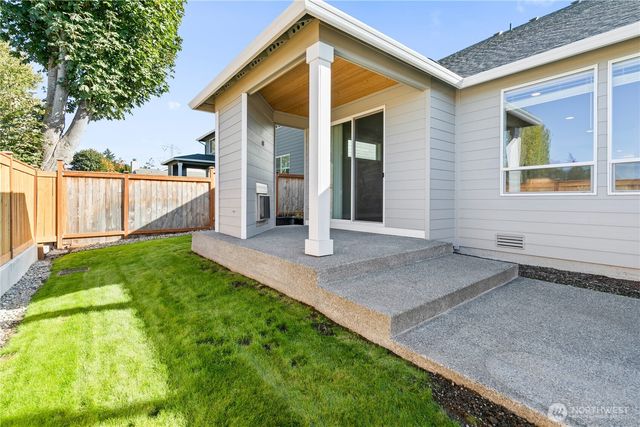 1698 SW 344th Place, Federal Way, WA 98023