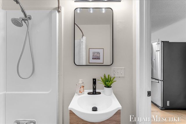 2847 Mc Dermott Street, Norton Shores, MI 49444