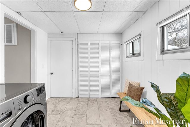 2847 Mc Dermott Street, Norton Shores, MI 49444