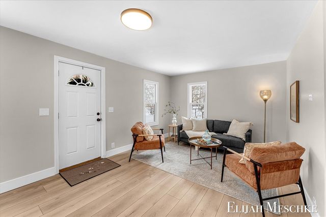 2847 Mc Dermott Street, Norton Shores, MI 49444