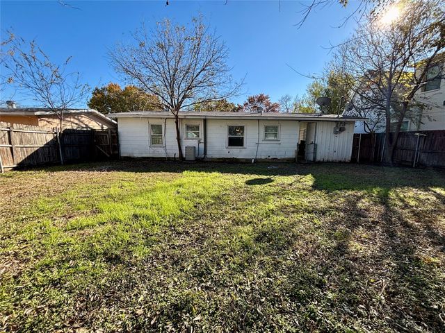 5856 Trigg Drive, Westworth Village, TX 76114