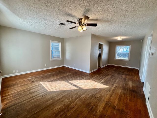 5856 Trigg Drive, Westworth Village, TX 76114