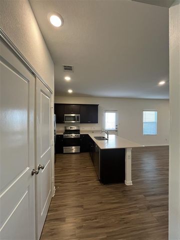 513 Big Rocky BND, Georgetown, TX 78626