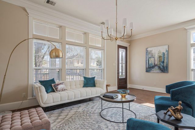 805 Columbia Street, Houston, TX 77007