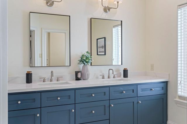 805 Columbia Street, Houston, TX 77007