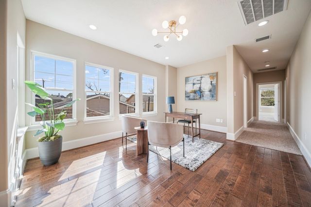 805 Columbia Street, Houston, TX 77007