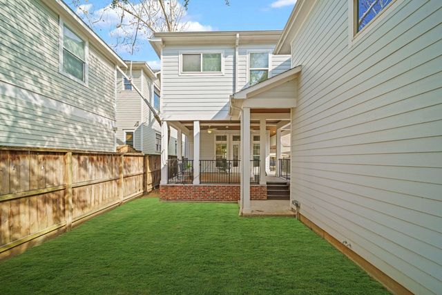 805 Columbia Street, Houston, TX 77007