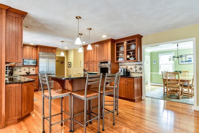 308 Harvard Rd, Stow, MA 01775