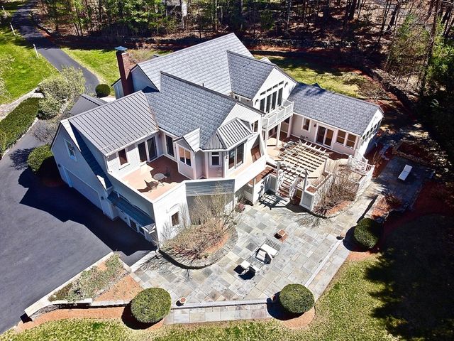 308 Harvard Rd, Stow, MA 01775