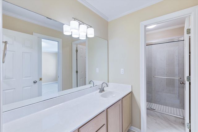 9656 DRAYTON HALL LN, Germantown, TN 38139