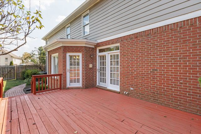 9656 DRAYTON HALL LN, Germantown, TN 38139