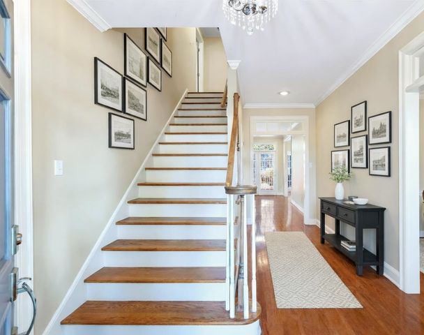 9656 DRAYTON HALL LN, Germantown, TN 38139