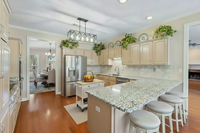 9656 DRAYTON HALL LN, Germantown, TN 38139