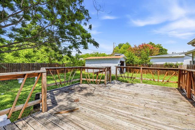 131 freiling, San Antonio, TX 78213