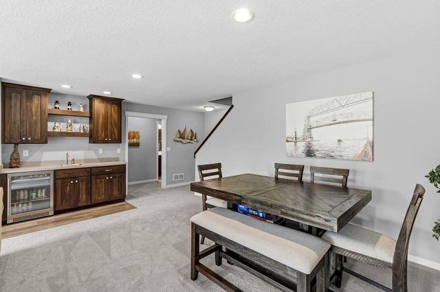 2504 Neal Court N, Stillwater, MN 55082