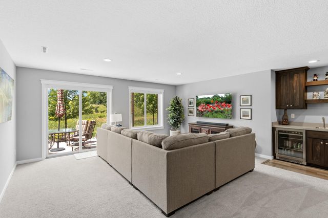 2504 Neal Court N, Stillwater, MN 55082