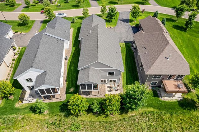 2504 Neal Court N, Stillwater, MN 55082