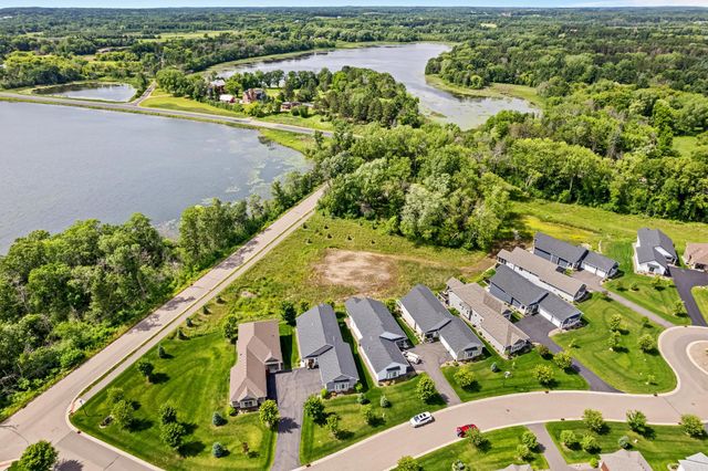 2504 Neal Court N, Stillwater, MN 55082