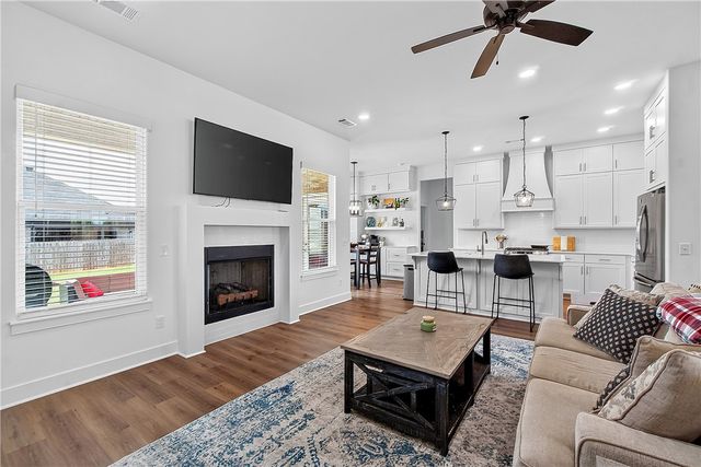 5922 Lavender Avenue, Springdale, AR 72762