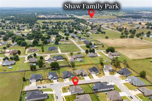 5922 Lavender Avenue, Springdale, AR 72762